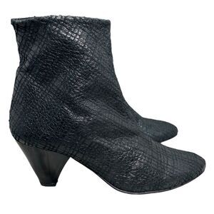 Free People Maribel Kitten Sock Ankle Bootie Boots in Black Size 37 US 6.5
